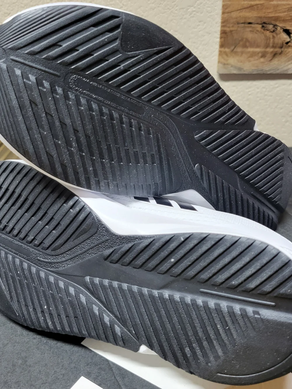 *NEW* Adidas Duramo EL K White/Black Running Sneakers Shoes Size 4  IG2461